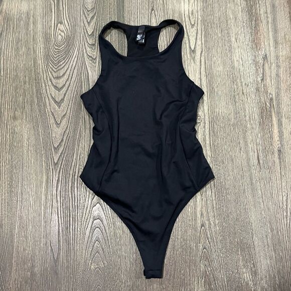 NWOT Victoria’s Secret Base Stretch High-Neck Bodysuit Open Back Black Medium - Picture 1 of 6